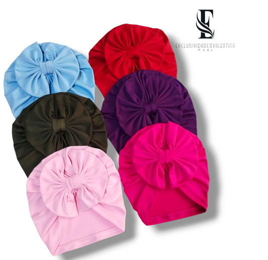 🎁Cajita de 6 gorritas y 14 banditas elásticas.