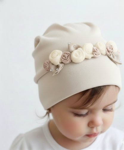 Hermosa gorrita tipo boina, abrigada cod.321