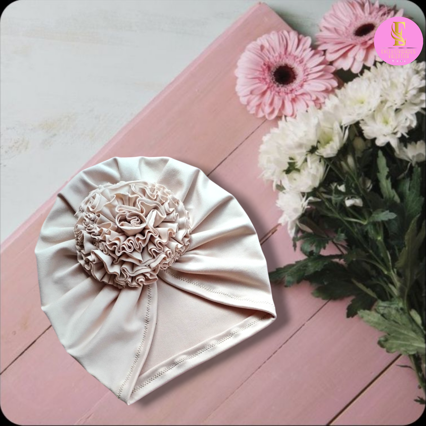 Gorrita turbante de flor