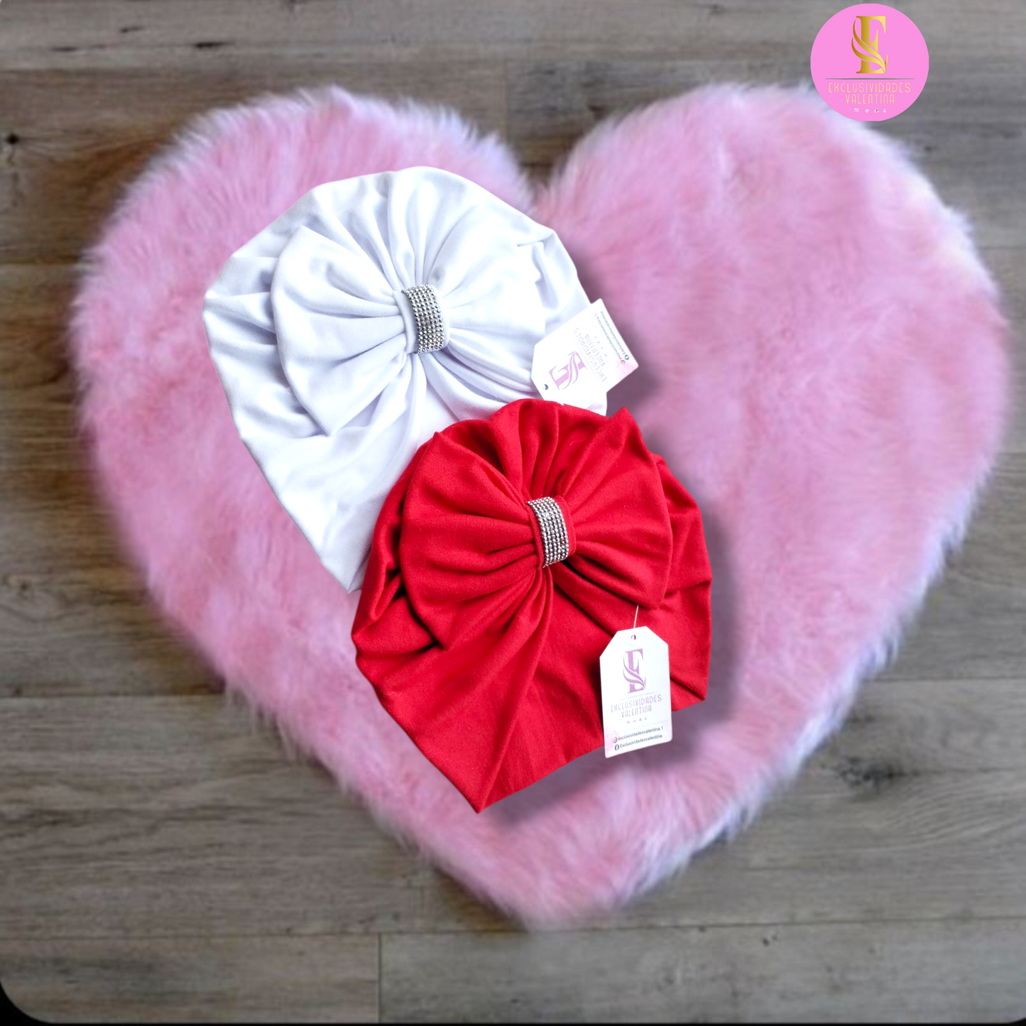 Gorrita turbante de lazo, decorado