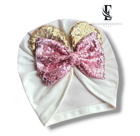 Gorrita con diseño de MINI MOUSE