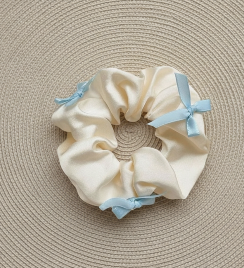 Scrunchies estilo coquette