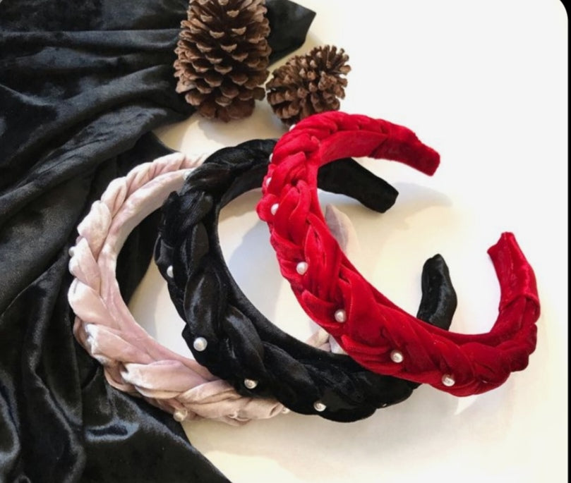 Diadema de tercio pelo.