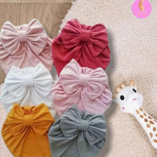 Gorrita de doble lazo