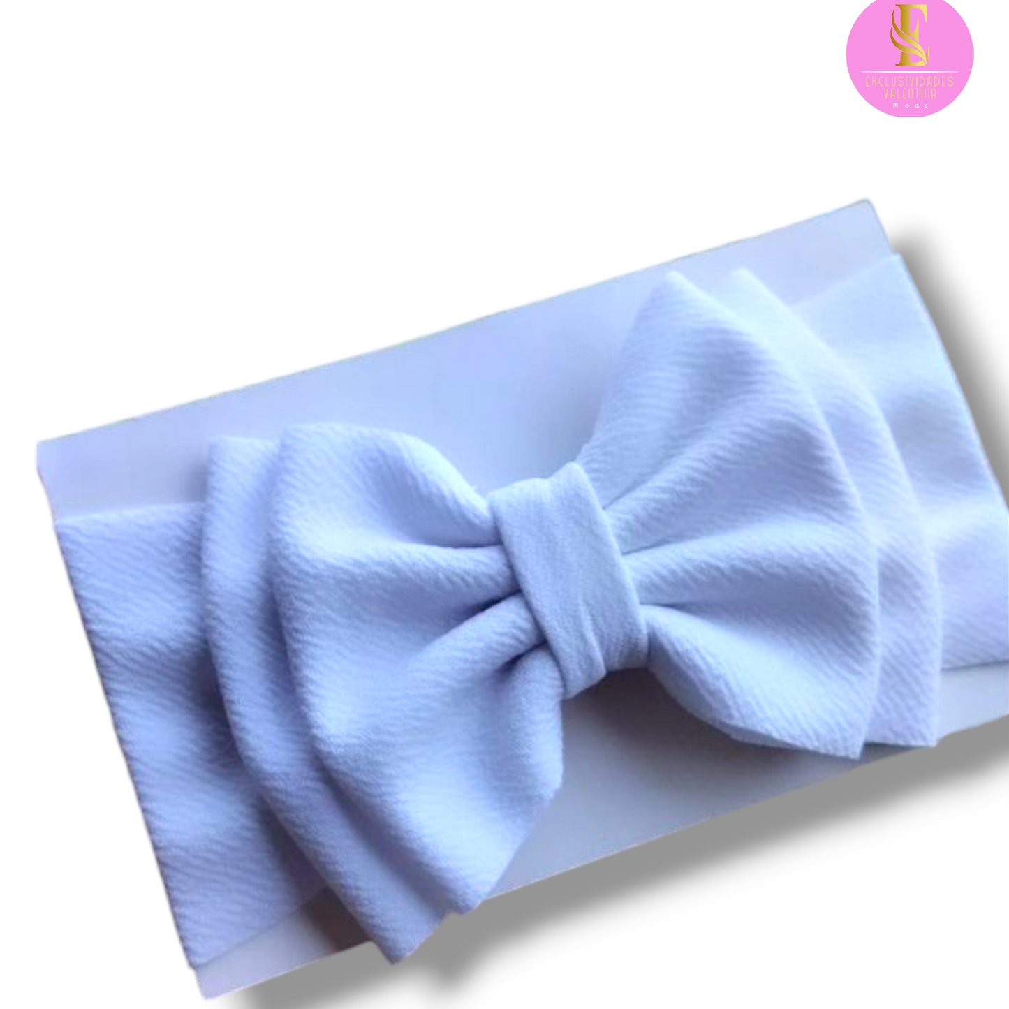 Cajita de accesorios con 3 cintillos Personalizados.