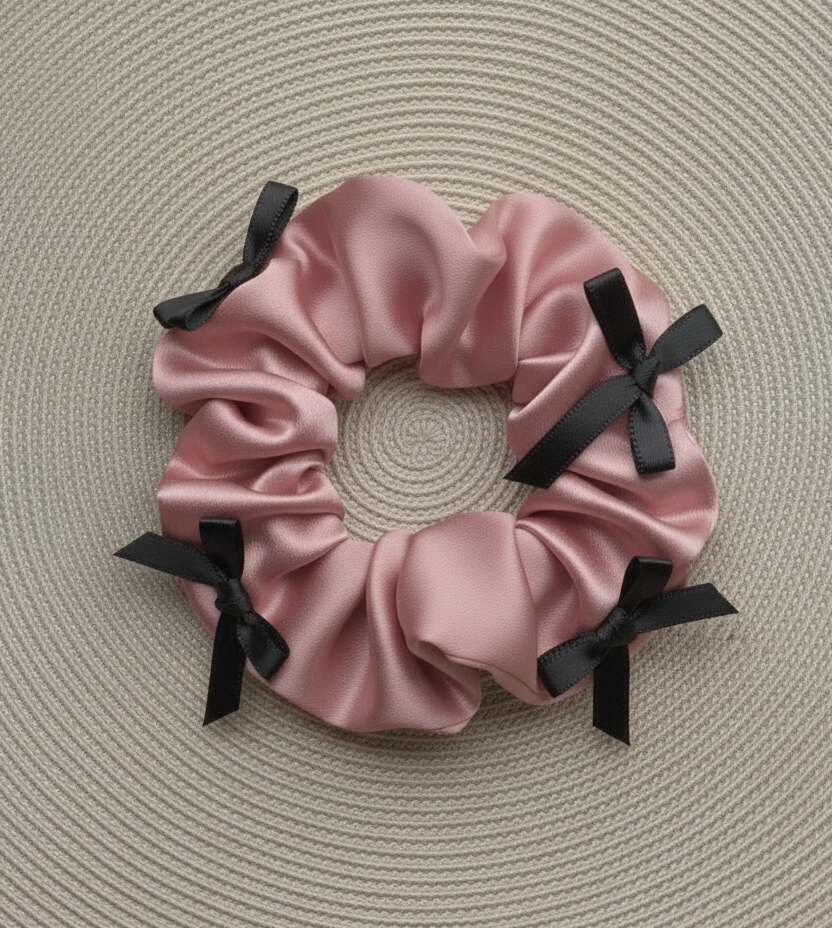 Scrunchies estilo coquette
