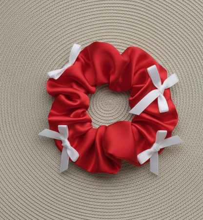 Scrunchies estilo coquette