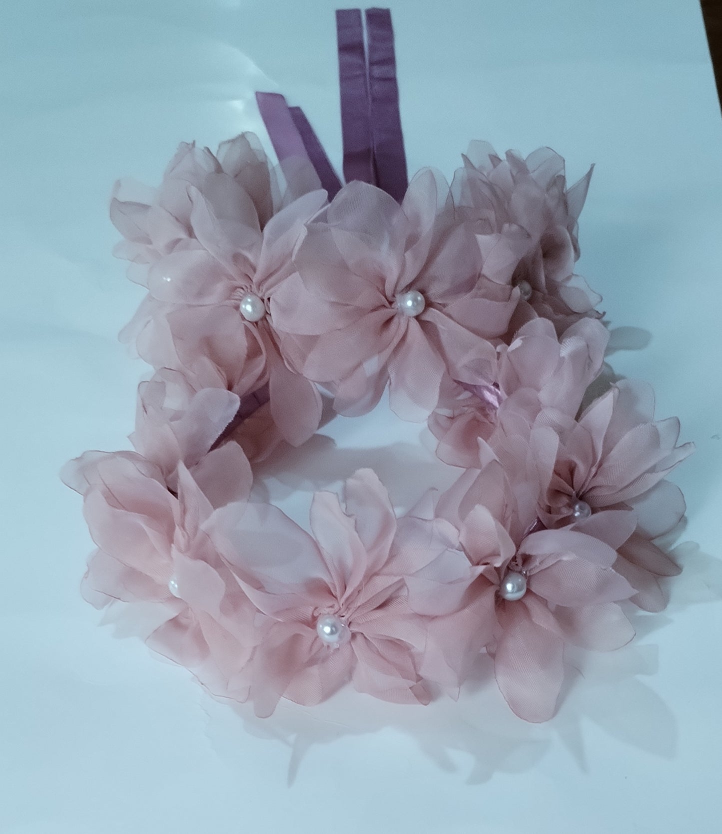 Diadema, tipo coronitas de flores