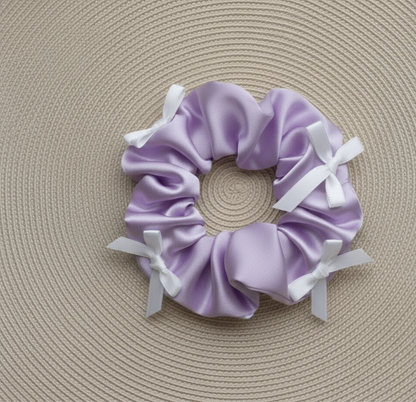 Scrunchies estilo coquette