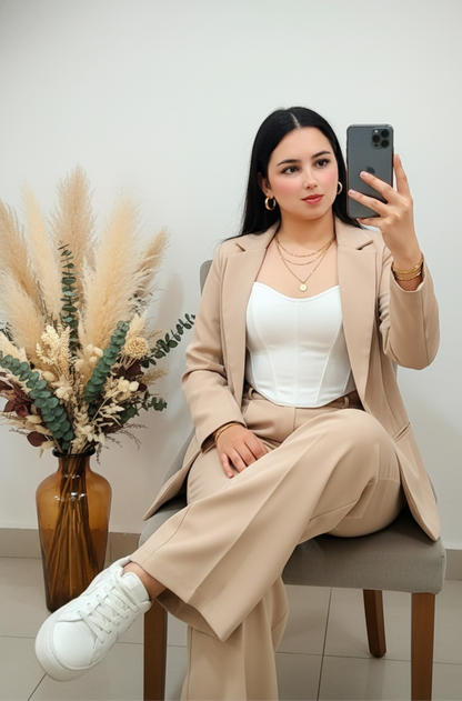 Conjunto en color beige cod.1051